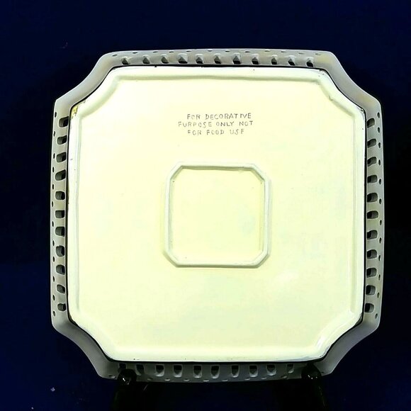 Hand Painted Ceramic Plates Pears Cherries Motif Square Lattice Design 2-Pc Set - Picture 4 of 9